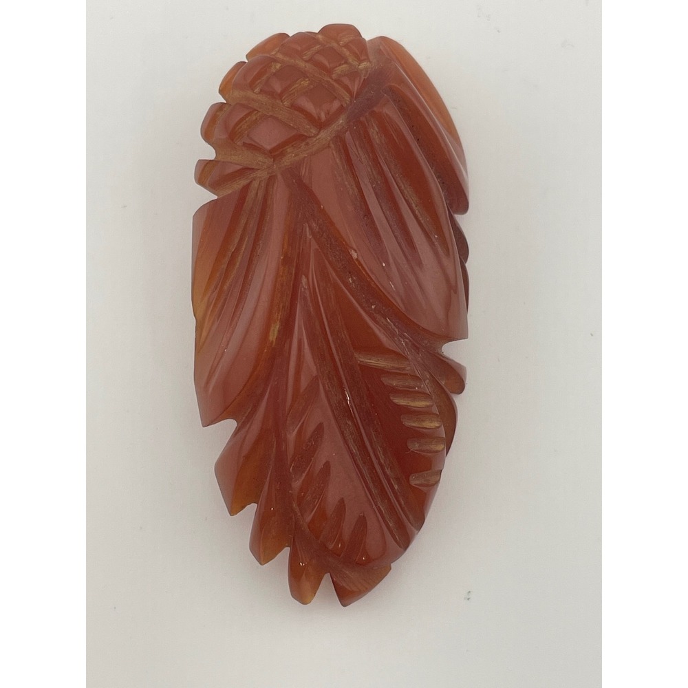 Vintage Art Deco Carved Bakelite Leaf dress clip light brown caramel 30s 40s 2" - Picture 3 of 7